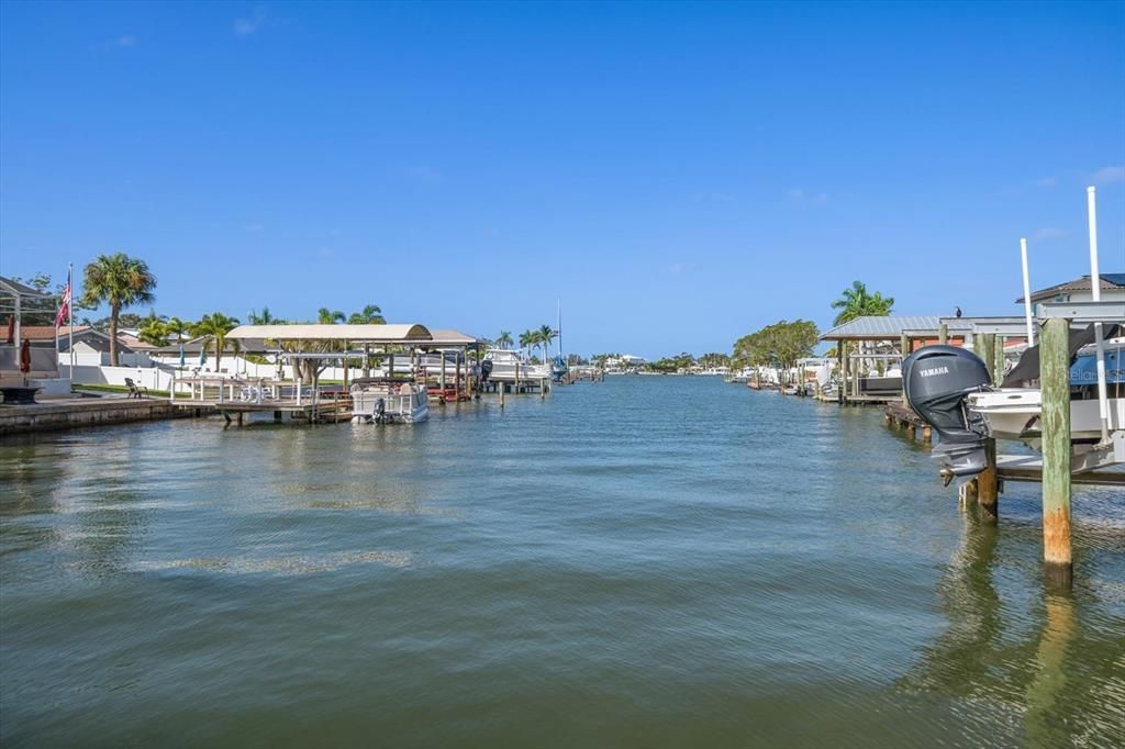 For Sale: $1,249,000 (4 beds, 4 baths, 2536 Square Feet)