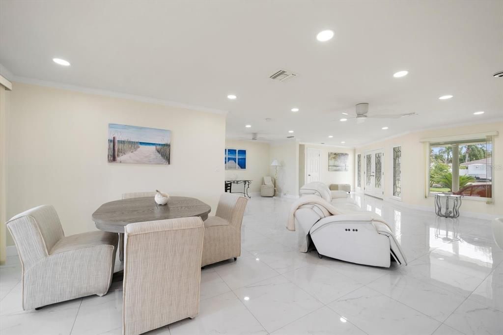 For Sale: $1,249,000 (4 beds, 4 baths, 2536 Square Feet)