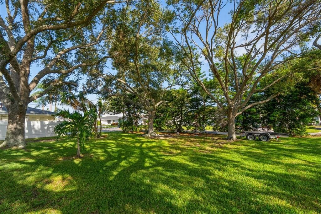 For Sale: $1,249,000 (4 beds, 4 baths, 2536 Square Feet)