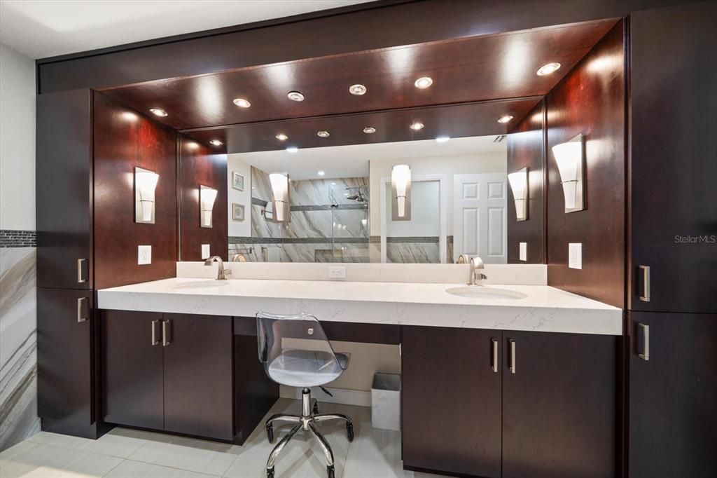 For Sale: $1,249,000 (4 beds, 4 baths, 2536 Square Feet)