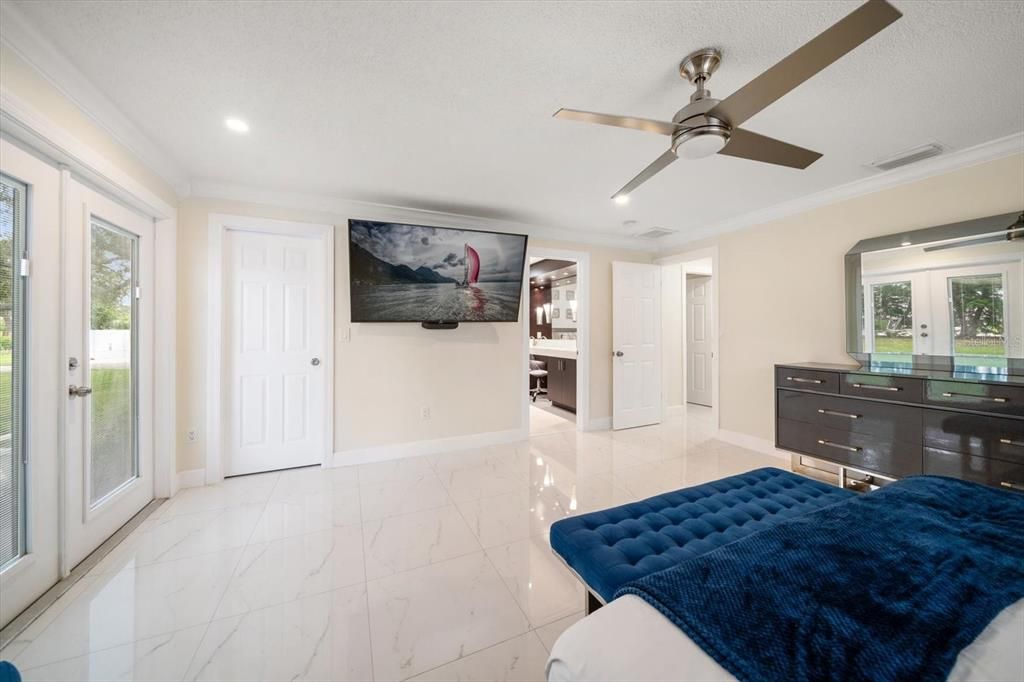 For Sale: $1,249,000 (4 beds, 4 baths, 2536 Square Feet)