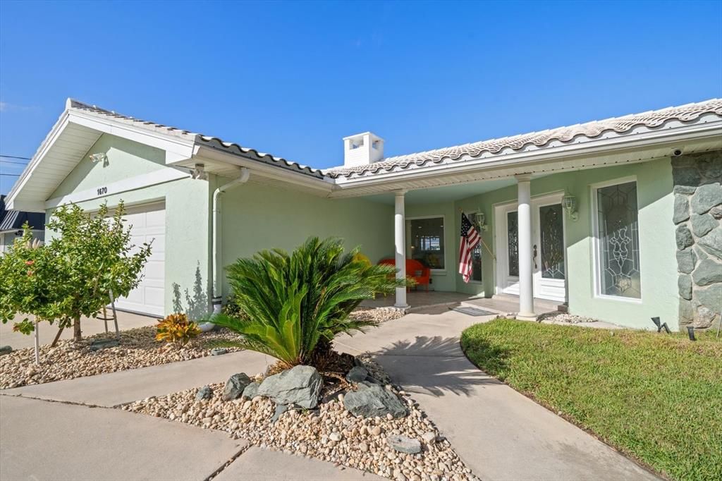 For Sale: $1,249,000 (4 beds, 4 baths, 2536 Square Feet)