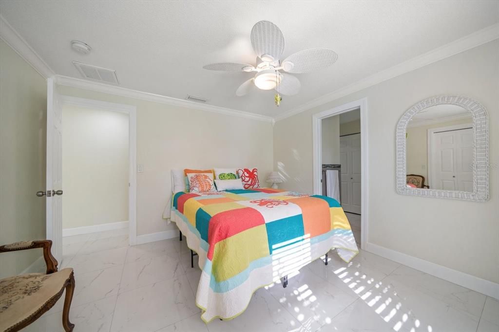 For Sale: $1,249,000 (4 beds, 4 baths, 2536 Square Feet)