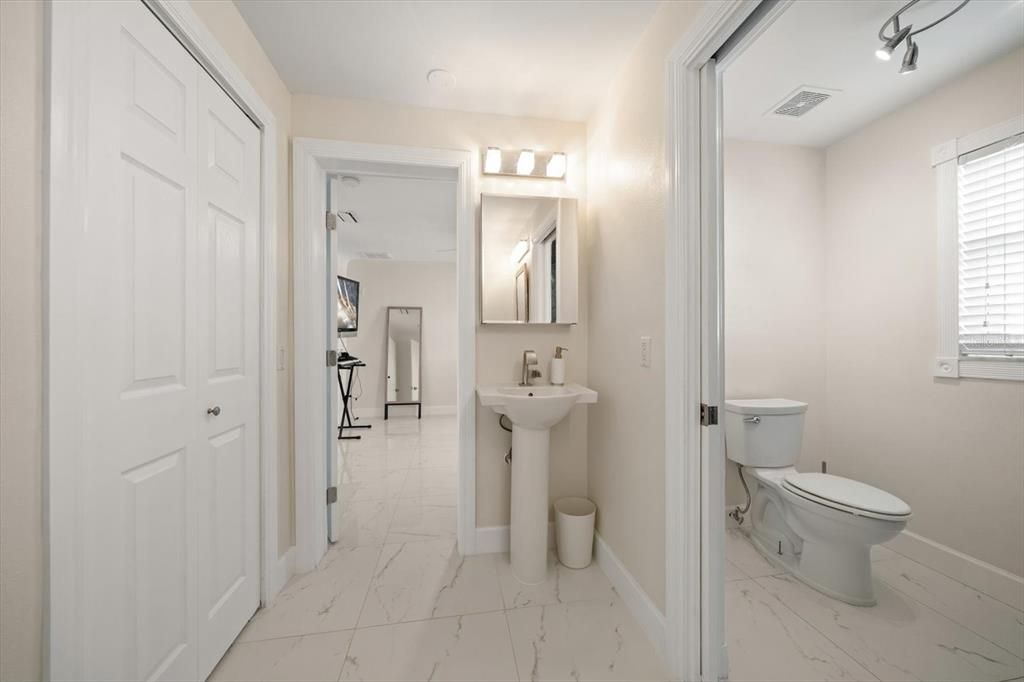 For Sale: $1,249,000 (4 beds, 4 baths, 2536 Square Feet)