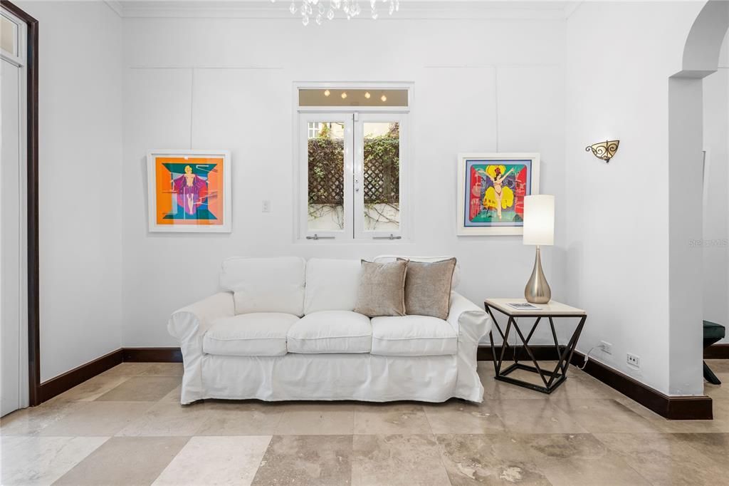 For Sale: $2,380,000 (5 beds, 3 baths, 3000 Square Feet)