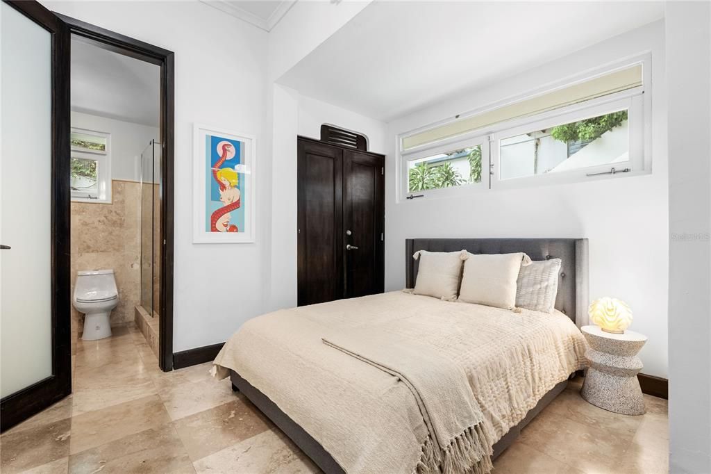 For Sale: $2,380,000 (5 beds, 3 baths, 3000 Square Feet)