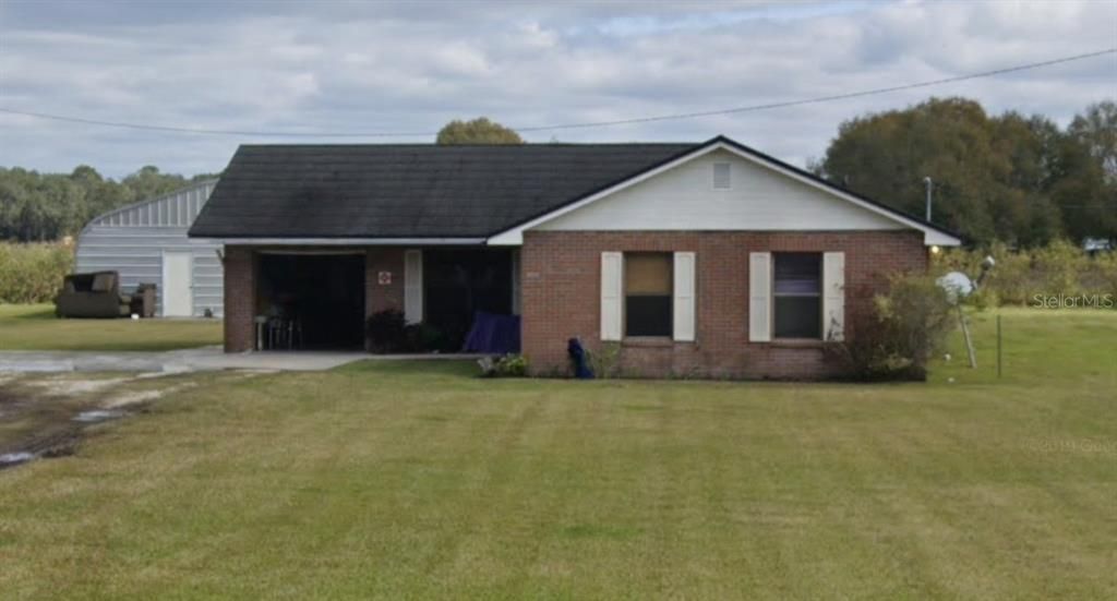 Recently Rented: $3,100 (3 beds, 2 baths, 1635 Square Feet)