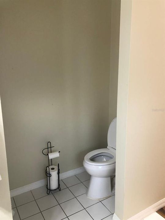 Под контрактом: $318,900 (3 спален, 2 ванн, 1658 Квадратных фут)