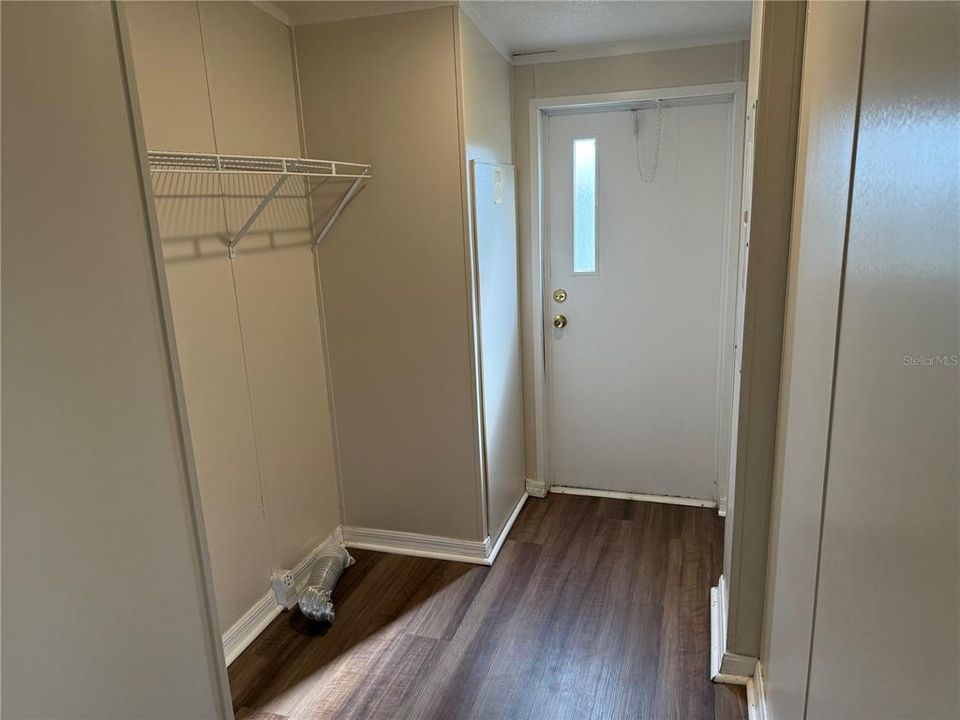 待售: $137,900 (2 贝兹, 2 浴室, 868 平方英尺)