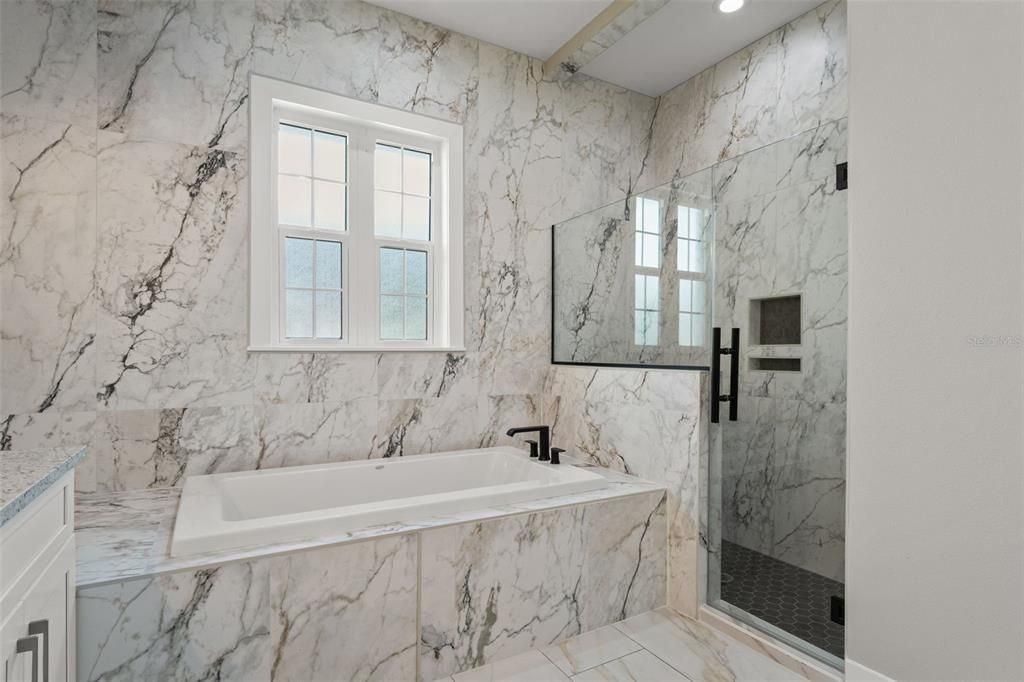 For Sale: $725,000 (4 beds, 4 baths, 3419 Square Feet)