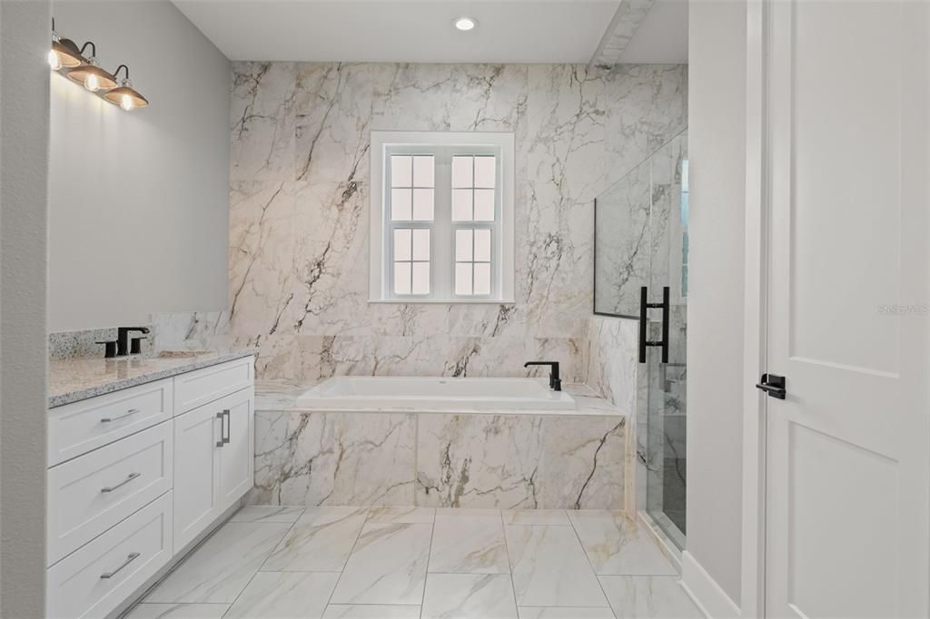 For Sale: $725,000 (4 beds, 4 baths, 3419 Square Feet)