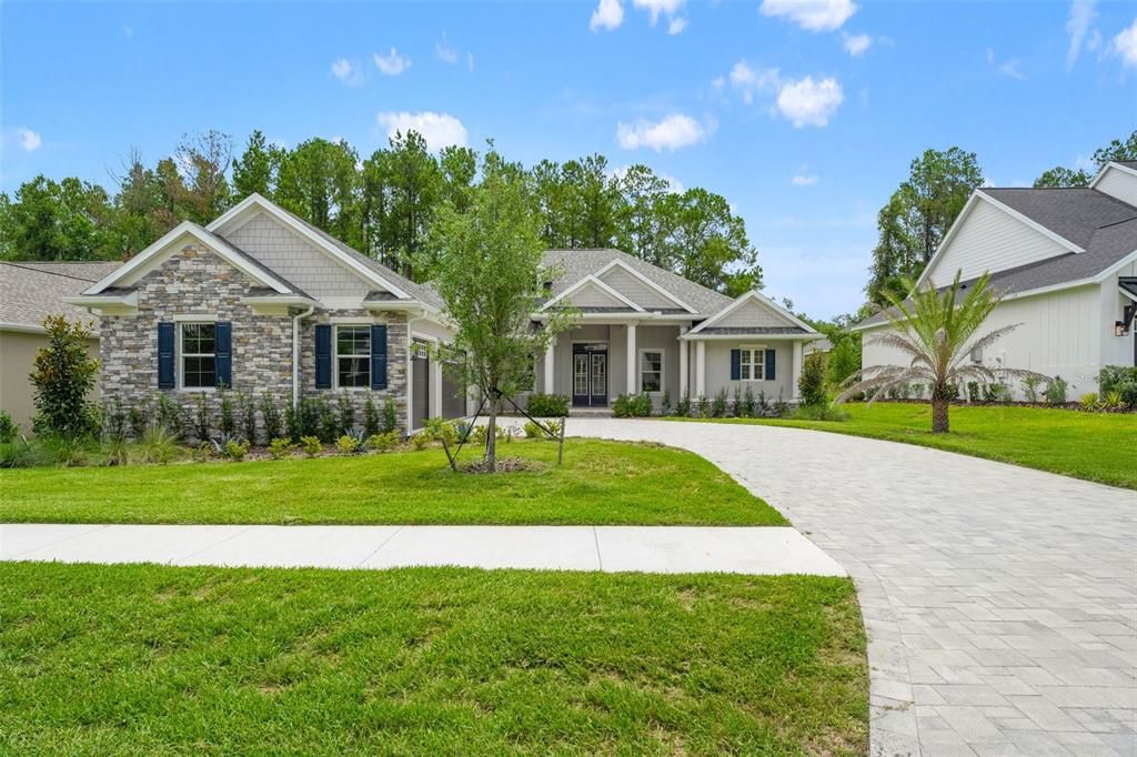 For Sale: $725,000 (4 beds, 4 baths, 3419 Square Feet)