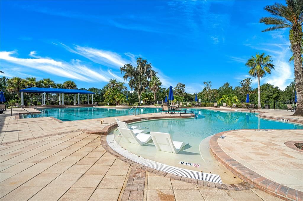 For Sale: $725,000 (4 beds, 4 baths, 3419 Square Feet)