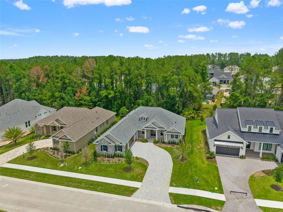 For Sale: $725,000 (4 beds, 4 baths, 3419 Square Feet)