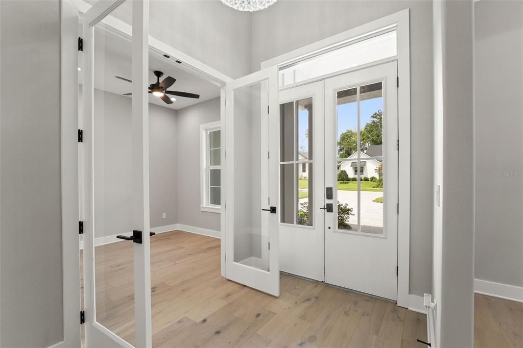 For Sale: $725,000 (4 beds, 4 baths, 3419 Square Feet)