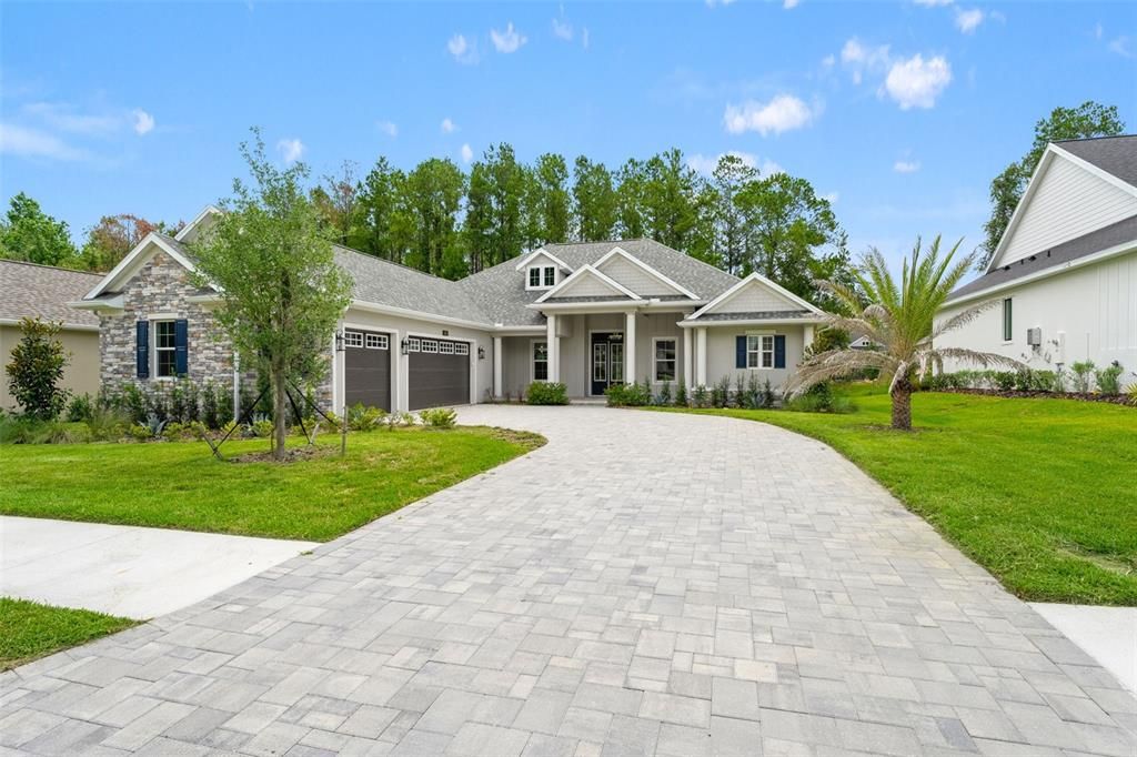 For Sale: $725,000 (4 beds, 4 baths, 3419 Square Feet)