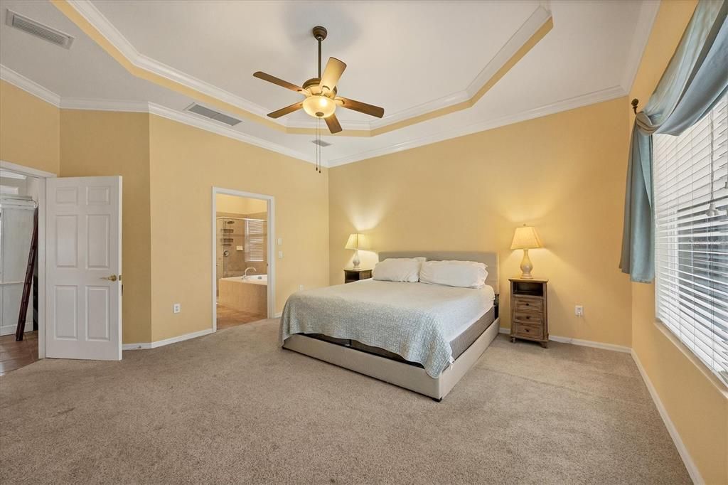 Под контрактом: $450,000 (2 спален, 2 ванн, 2021 Квадратных фут)