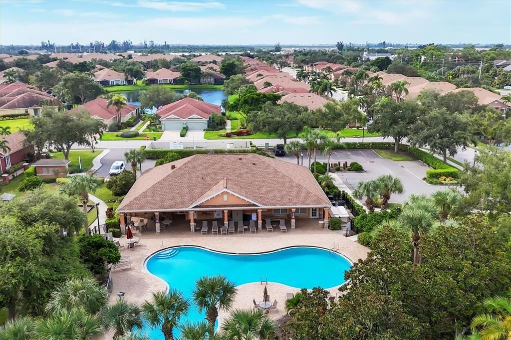 Под контрактом: $450,000 (2 спален, 2 ванн, 2021 Квадратных фут)