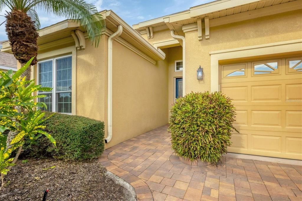 Под контрактом: $450,000 (2 спален, 2 ванн, 2021 Квадратных фут)