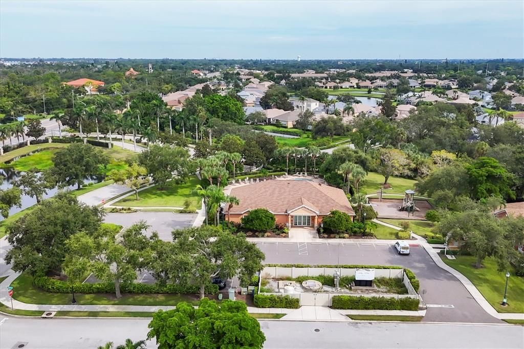 Под контрактом: $450,000 (2 спален, 2 ванн, 2021 Квадратных фут)