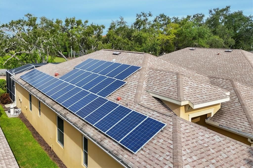 Под контрактом: $450,000 (2 спален, 2 ванн, 2021 Квадратных фут)