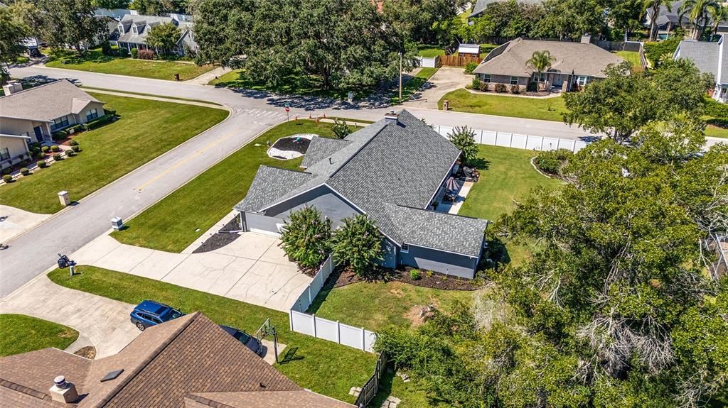 Под контрактом: $455,000 (4 спален, 3 ванн, 2640 Квадратных фут)