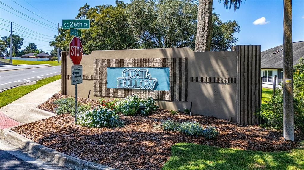 Под контрактом: $455,000 (4 спален, 3 ванн, 2640 Квадратных фут)