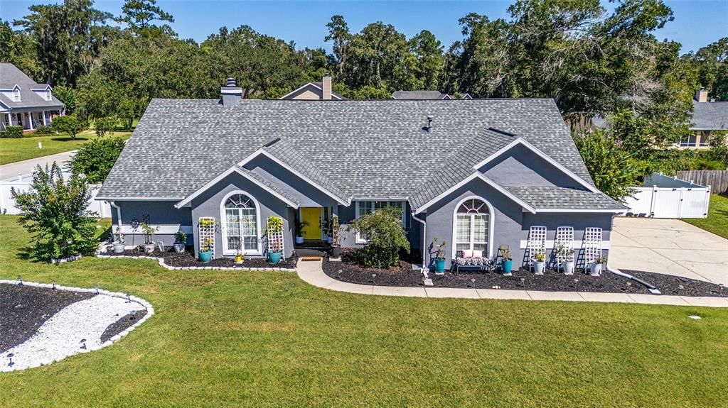 Под контрактом: $455,000 (4 спален, 3 ванн, 2640 Квадратных фут)