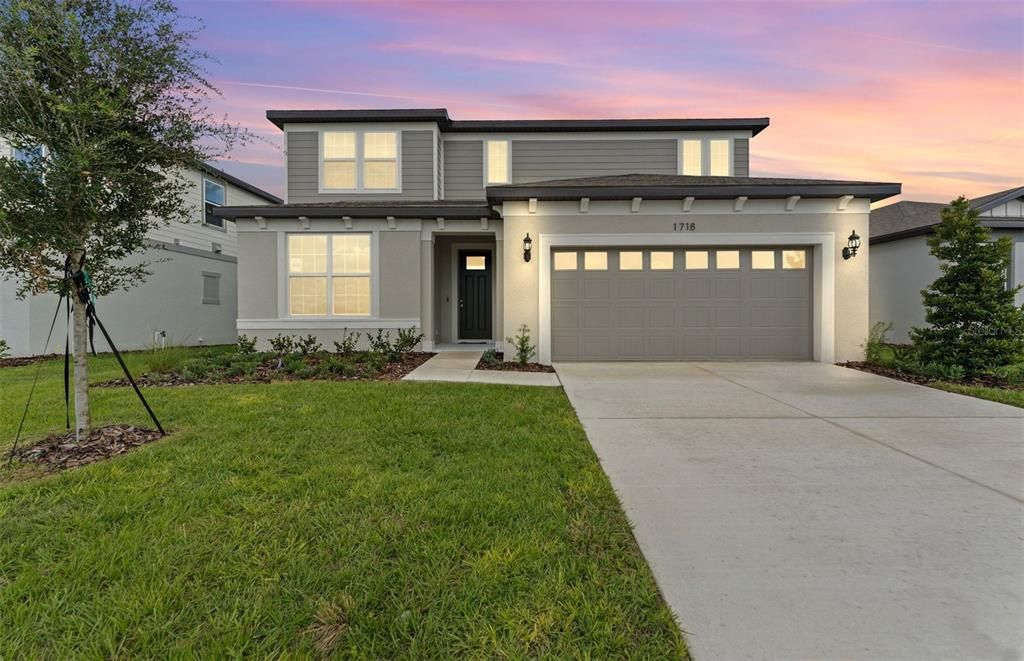 Active With Contract: $435,350 (5 beds, 4 baths, 3416 Square Feet)