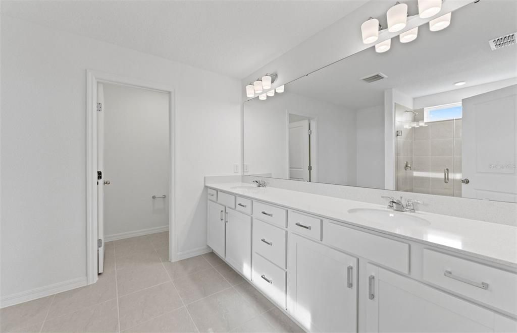 Active With Contract: $435,350 (5 beds, 4 baths, 3416 Square Feet)