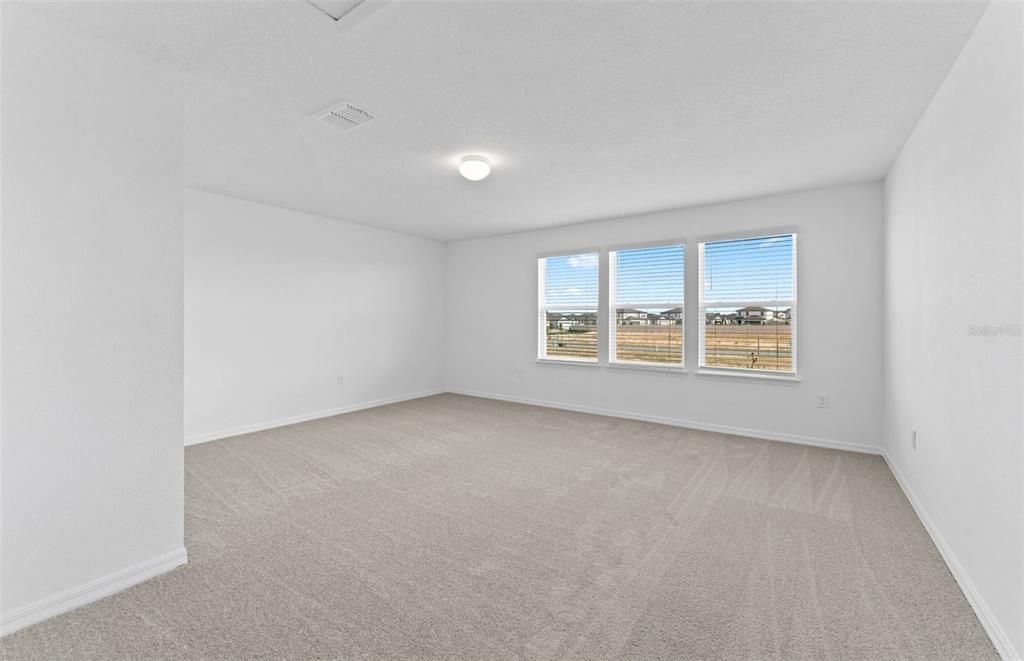 Active With Contract: $435,350 (5 beds, 4 baths, 3416 Square Feet)