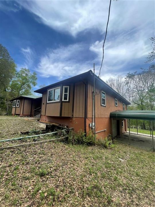 出租: $2,150 (4 贝兹, 3 浴室, 2502 平方英尺)