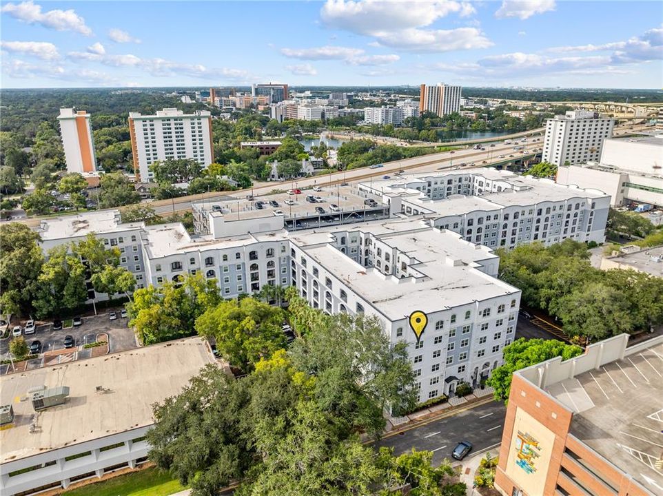 Active With Contract: $139,900 (1 beds, 1 baths, 739 Square Feet)