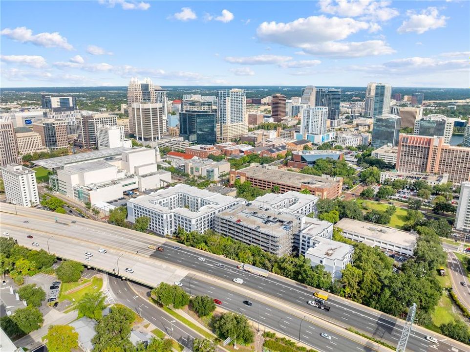 Active With Contract: $139,900 (1 beds, 1 baths, 739 Square Feet)