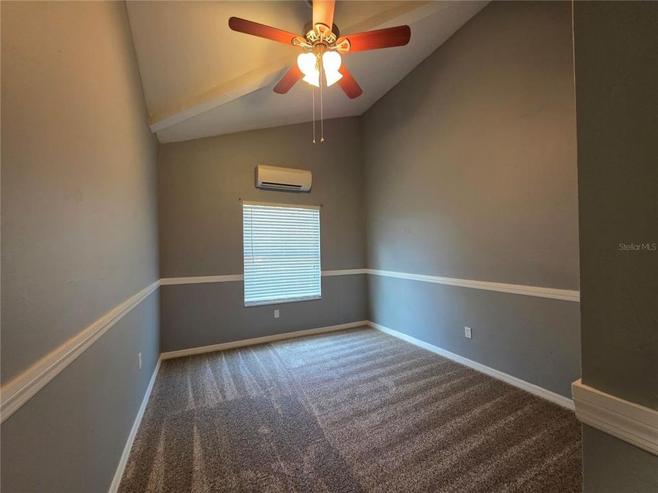 出租: $2,600 (5 贝兹, 2 浴室, 2030 平方英尺)