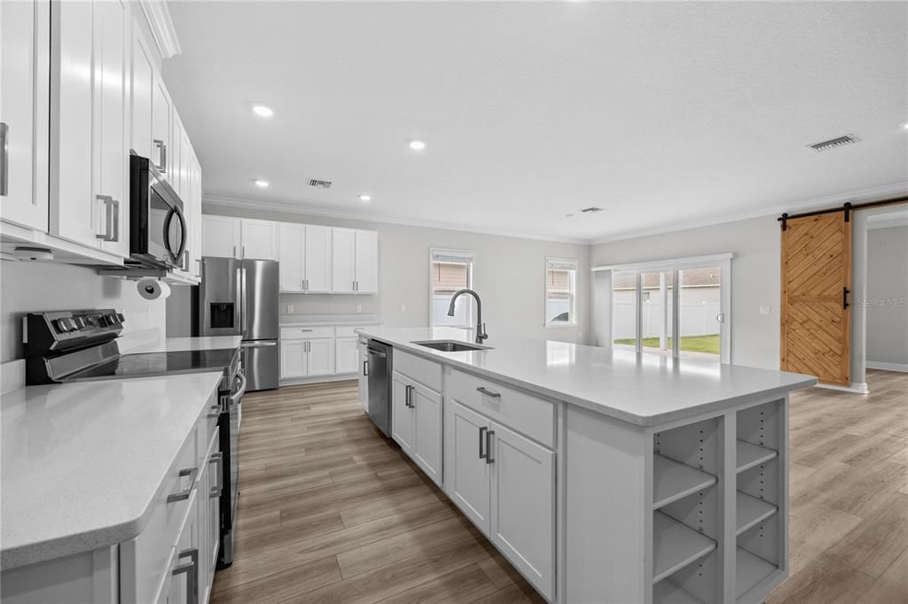 En Venta: $485,000 (3 camas, 2 baños, 1984 Pies cuadrados)