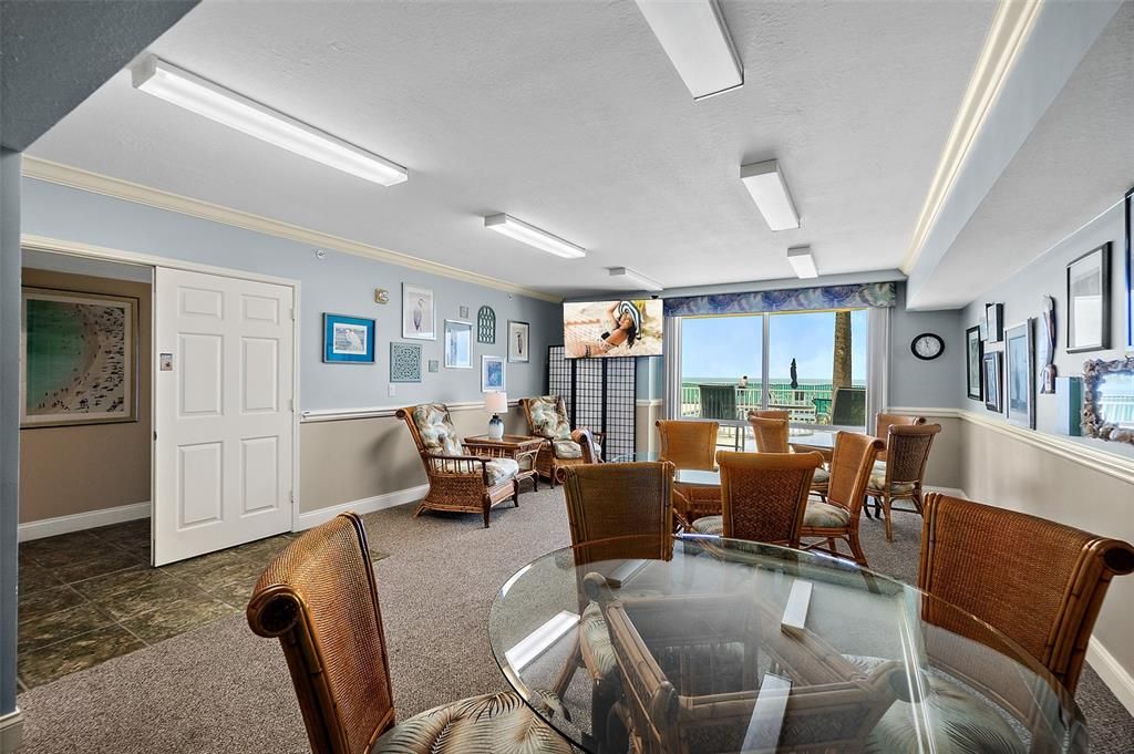 For Sale: $599,000 (3 beds, 3 baths, 2325 Square Feet)