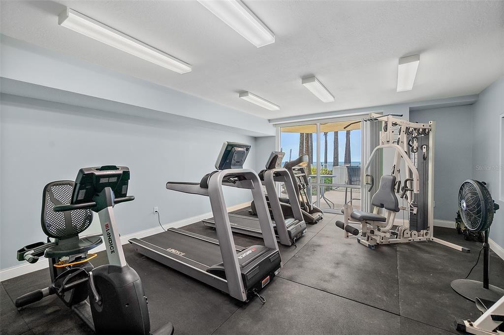 For Sale: $599,000 (3 beds, 3 baths, 2325 Square Feet)