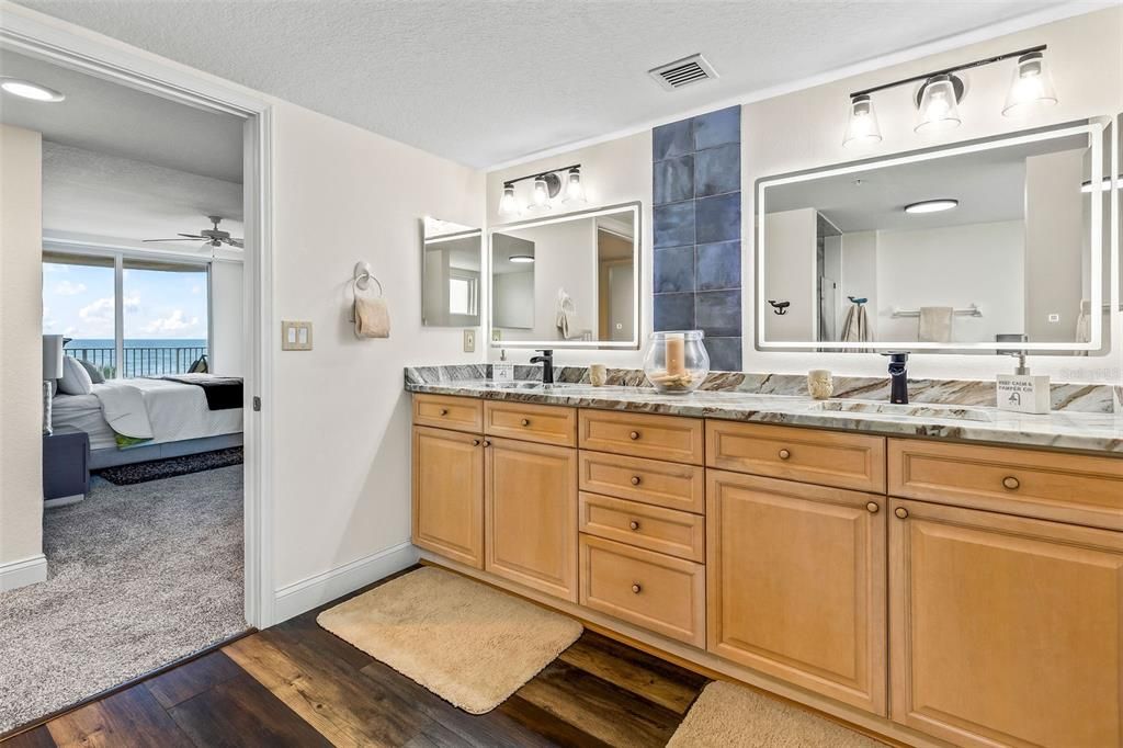 For Sale: $599,000 (3 beds, 3 baths, 2325 Square Feet)