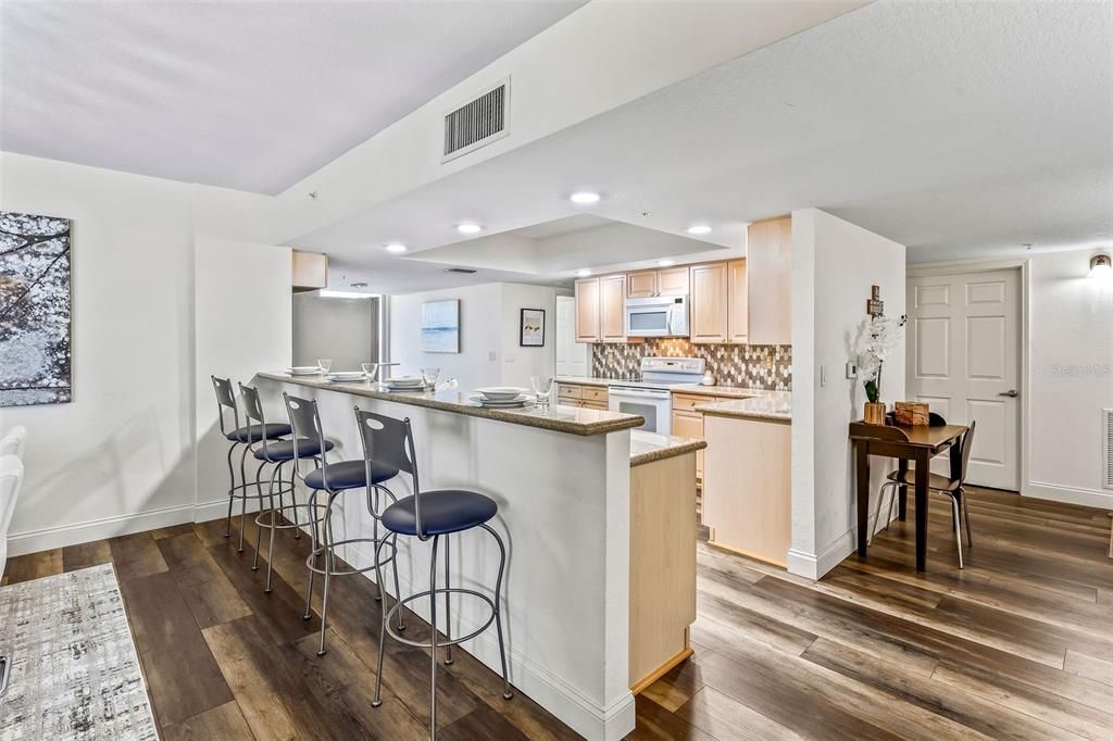 For Sale: $599,000 (3 beds, 3 baths, 2325 Square Feet)