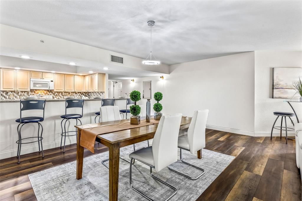 For Sale: $599,000 (3 beds, 3 baths, 2325 Square Feet)