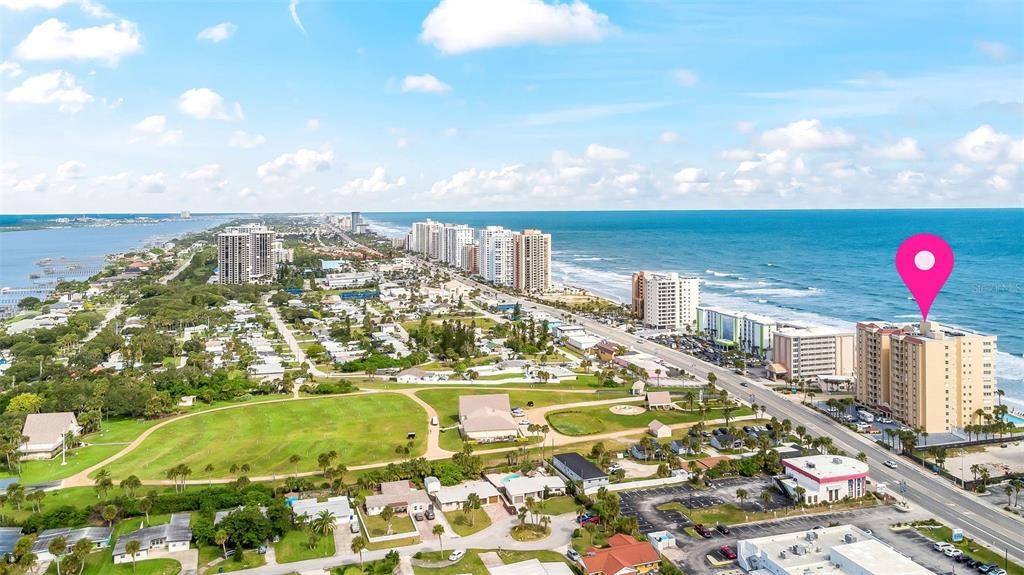 For Sale: $599,000 (3 beds, 3 baths, 2325 Square Feet)