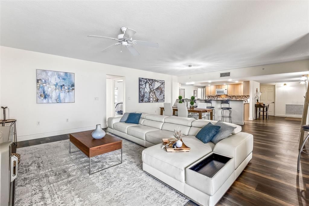 For Sale: $599,000 (3 beds, 3 baths, 2325 Square Feet)