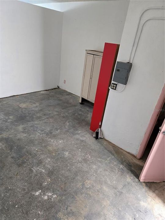 待售: $14,400 (0 贝兹, 0 浴室, 8958 平方英尺)