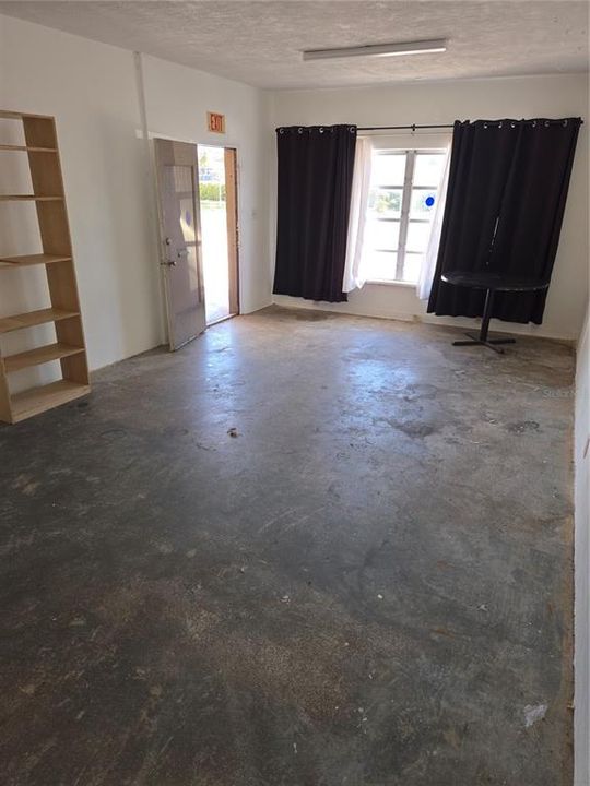 待售: $14,400 (0 贝兹, 0 浴室, 8958 平方英尺)