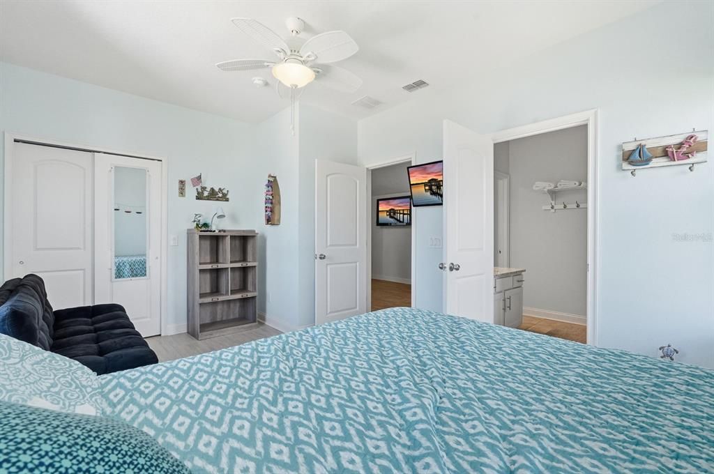 待售: $930,000 (3 贝兹, 2 浴室, 2109 平方英尺)