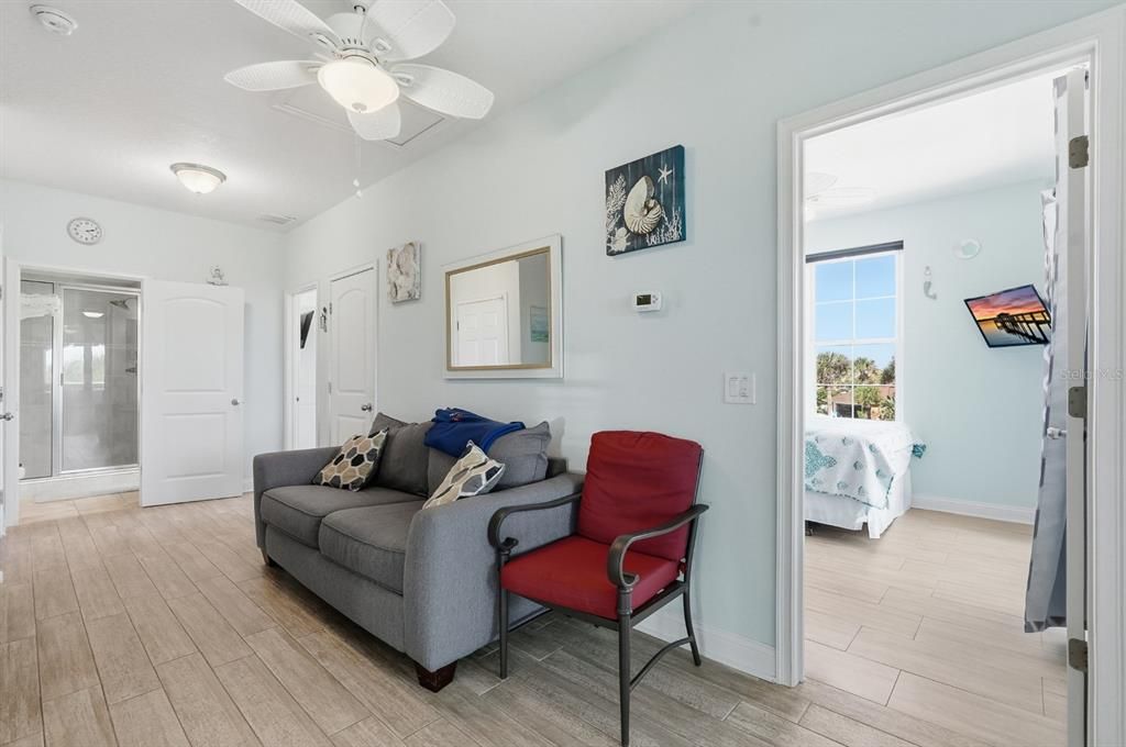 待售: $930,000 (3 贝兹, 2 浴室, 2109 平方英尺)