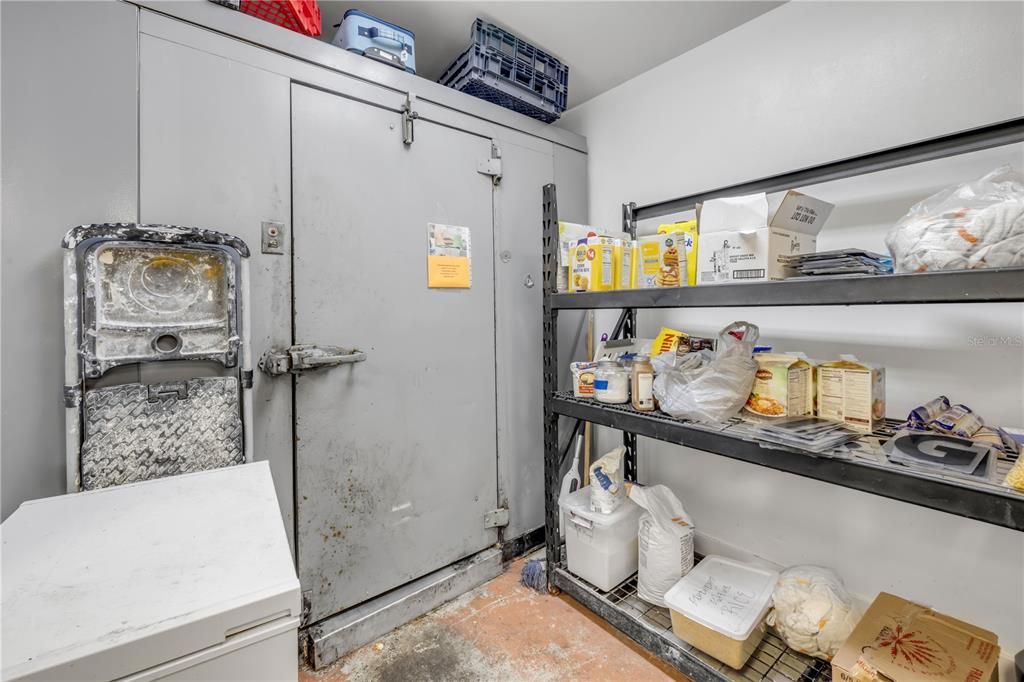 На продажу: $799,000 (0 спален, 0 ванн, 2400 Квадратных фут)