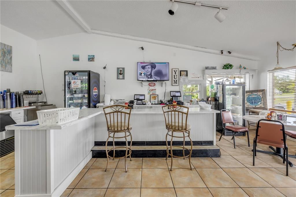 На продажу: $799,000 (0 спален, 0 ванн, 2400 Квадратных фут)