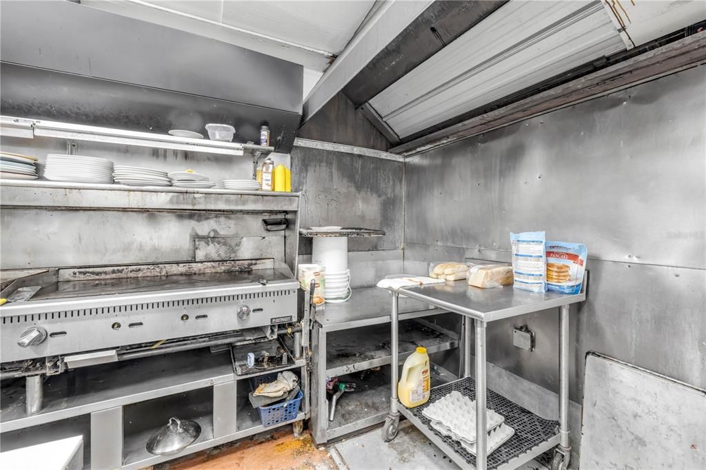 На продажу: $799,000 (0 спален, 0 ванн, 2400 Квадратных фут)